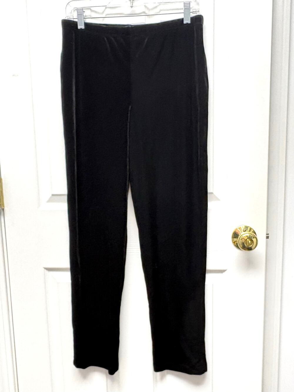 Chico’s Pants NWT Black Velvet Travelers Straight Leg Size S 4/6 Elastic Waist